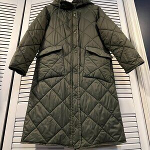 ZARA Olive/ Green Oversized Quilted Coat /Puffer Small
